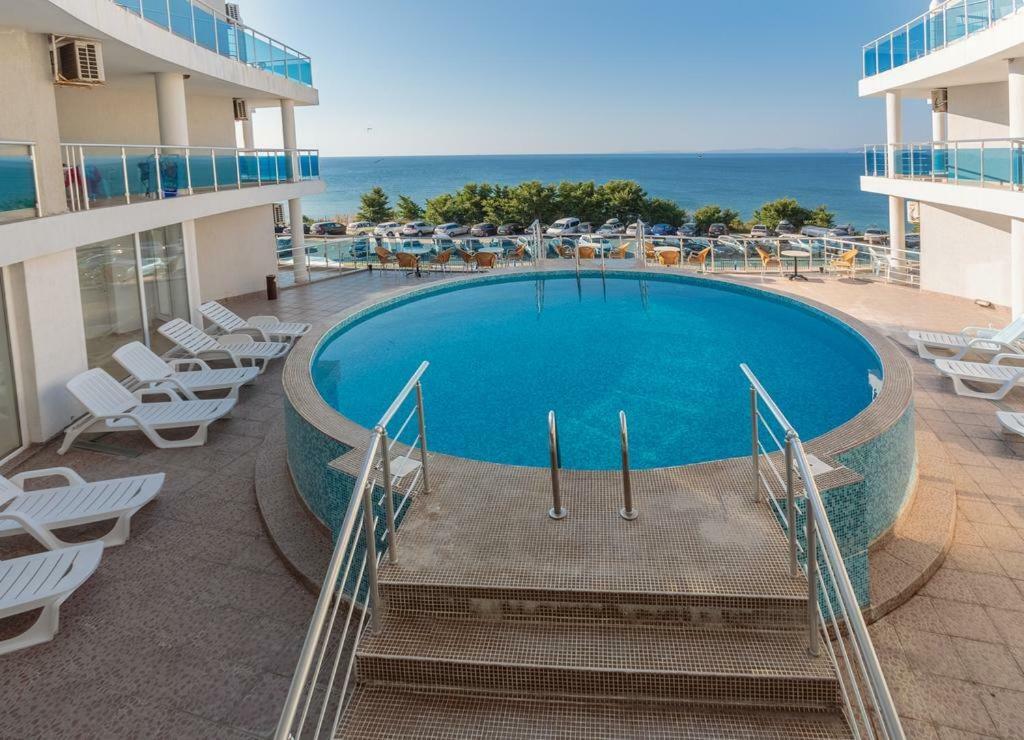 Dea Pasavan Apartments Ράβντα Εξωτερικό φωτογραφία